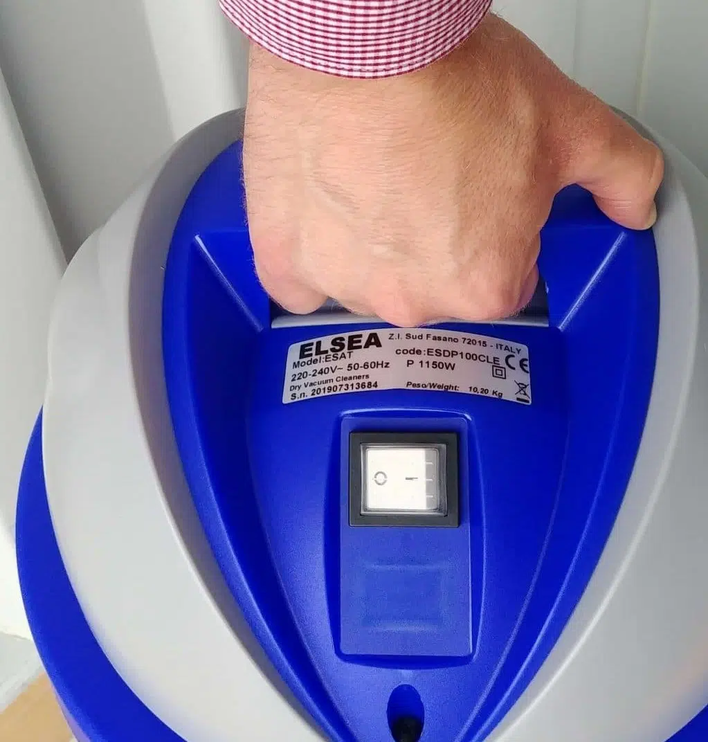 Industrial Vacuum Cleaner